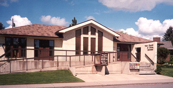 the Christian Science Chuch in NW Calgary - exterior